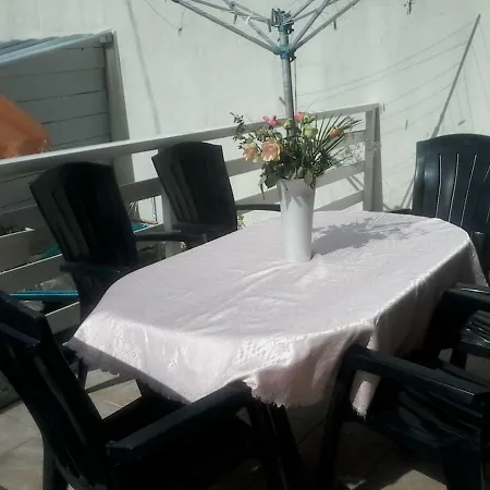 Le Trefle D'or Apartment